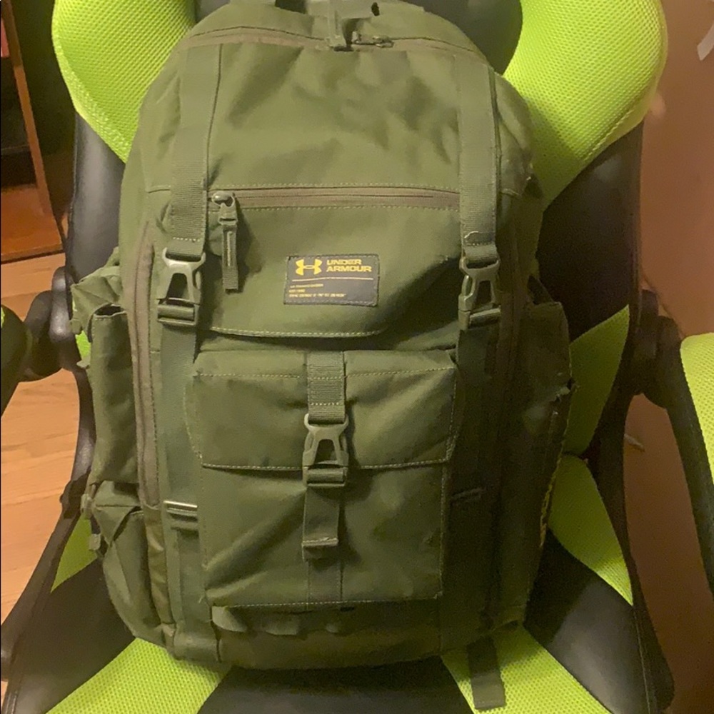 Under Armour Bag back,
